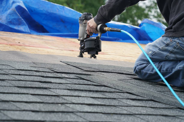 Best Emergency Roof Repair Services  in Clinton, OH